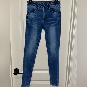 American Eagle High-Rise Jegging